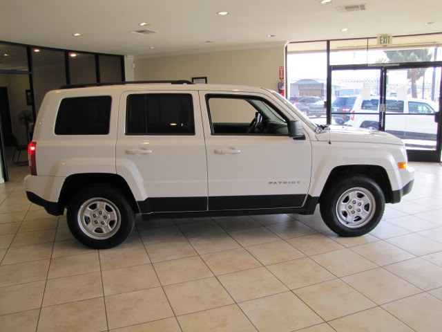 Used Jeep Patriot 4WD 4dr Sport 2014 | Auto Network Group Inc. Placentia, California