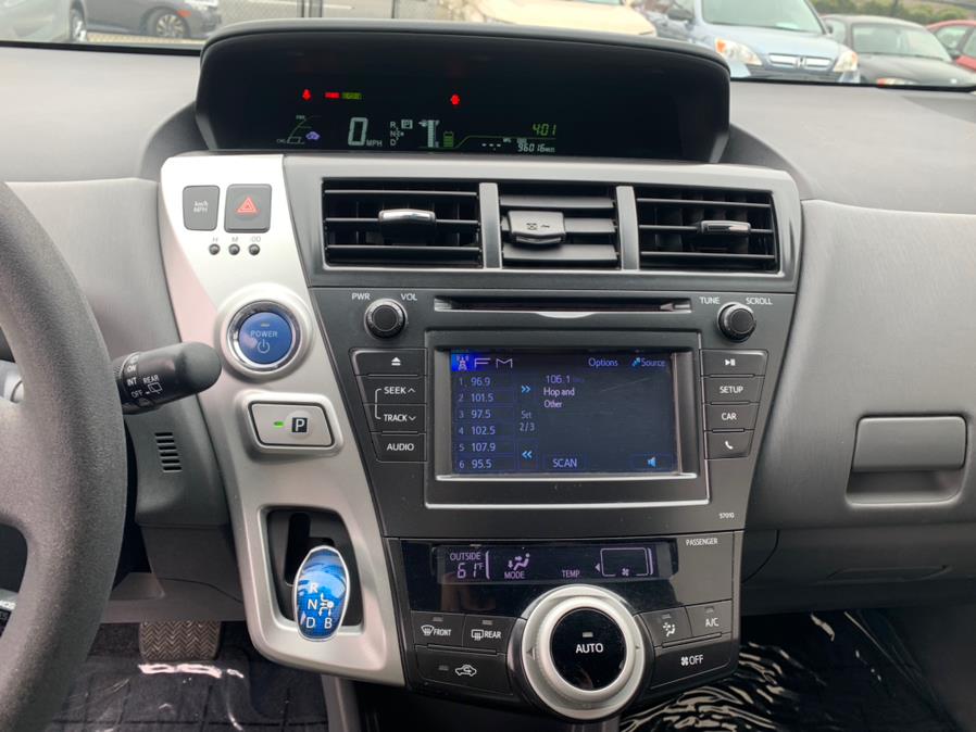 Used Toyota Prius V Two 2013 | Green Light Auto Wholesale. Daly City, California Used Toyota Prius V Two 2013 | Green Light Auto Wholesale. Daly City, California