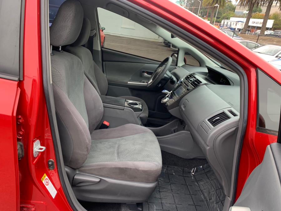 Used Toyota Prius V Two 2013 | Green Light Auto Wholesale. Daly City, California Used Toyota Prius V Two 2013 | Green Light Auto Wholesale. Daly City, California