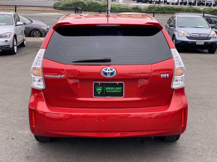 Used Toyota Prius V Two 2013 | Green Light Auto Wholesale. Daly City, California Used Toyota Prius V Two 2013 | Green Light Auto Wholesale. Daly City, California