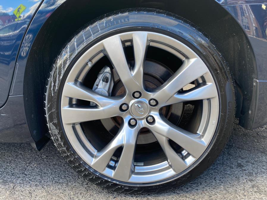Used INFINITI Q70 4dr Sdn V6 AWD 2015 | VEB Auto Sales. Hartford, Connecticut Used INFINITI Q70 4dr Sdn V6 AWD 2015 | VEB Auto Sales. Hartford, Connecticut