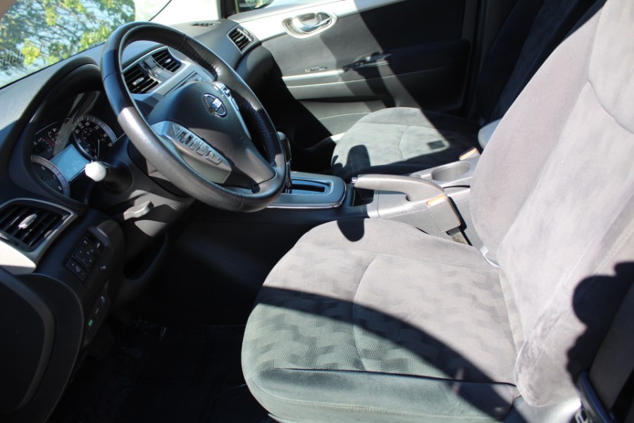 2013 Nissan Sentra 4dr Sdn I4 SV, available for sale in Great Neck, New York | Great Neck Car Buyers & Sellers. Great Neck, New York 2013 Nissan Sentra 4dr Sdn I4 SV, available for sale in Great Neck, New York | Great Neck Car Buyers & Sellers. Great Neck, New York