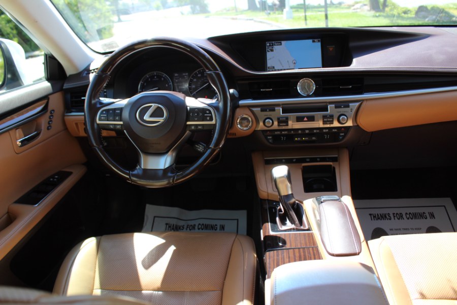 2016 Lexus ES 350 4dr Sdn, available for sale in Great Neck, New York | Great Neck Car Buyers & Sellers. Great Neck, New York 2016 Lexus ES 350 4dr Sdn, available for sale in Great Neck, New York | Great Neck Car Buyers & Sellers. Great Neck, New York
