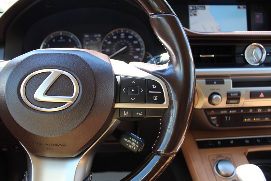 2016 Lexus ES 350 4dr Sdn, available for sale in Great Neck, New York | Great Neck Car Buyers & Sellers. Great Neck, New York 2016 Lexus ES 350 4dr Sdn, available for sale in Great Neck, New York | Great Neck Car Buyers & Sellers. Great Neck, New York