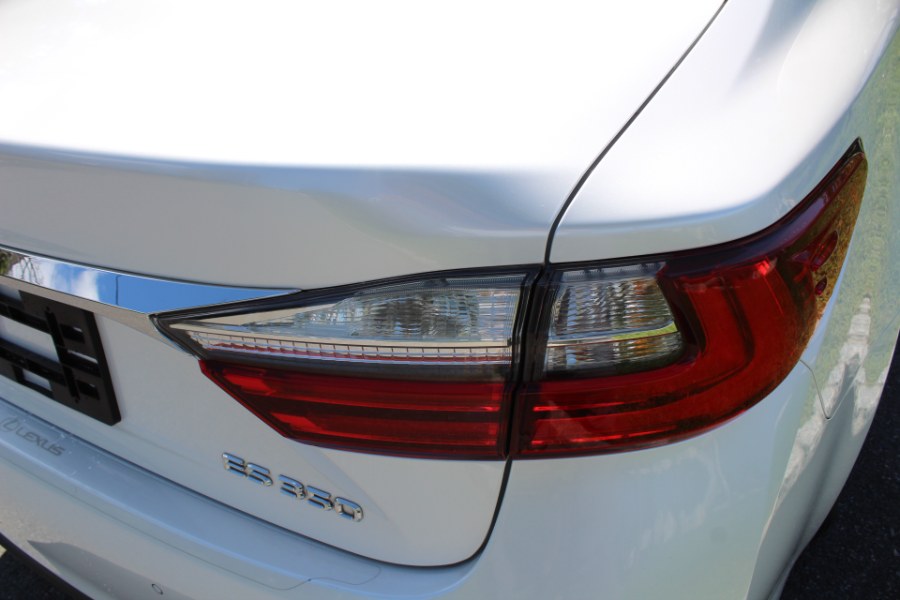 2016 Lexus ES 350 4dr Sdn, available for sale in Great Neck, New York | Great Neck Car Buyers & Sellers. Great Neck, New York 2016 Lexus ES 350 4dr Sdn, available for sale in Great Neck, New York | Great Neck Car Buyers & Sellers. Great Neck, New York