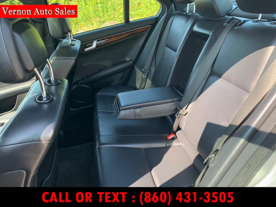 Used Mercedes-Benz C-Class 4dr Sdn C300 Sport 4MATIC 2013 | Vernon Auto Sale & Service. Manchester, Connecticut Used Mercedes-Benz C-Class 4dr Sdn C300 Sport 4MATIC 2013 | Vernon Auto Sale & Service. Manchester, Connecticut