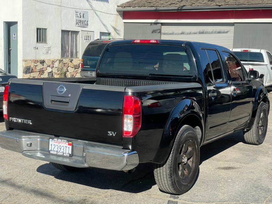 2012 Nissan Frontier 2WD Crew Cab SWB Auto SL, available for sale in Corona, California | Green Light Auto. Corona, California 2012 Nissan Frontier 2WD Crew Cab SWB Auto SL, available for sale in Corona, California | Green Light Auto. Corona, California
