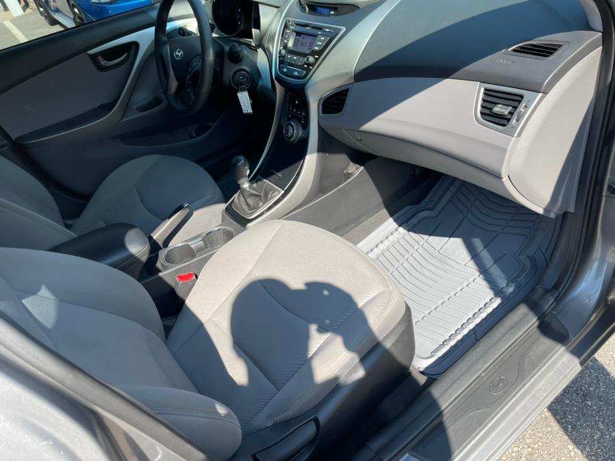 Used Hyundai Elantra 4dr Sdn Man GLS 2013 | Mike And Tony Auto Sales, Inc. South Windsor, Connecticut Used Hyundai Elantra 4dr Sdn Man GLS 2013 | Mike And Tony Auto Sales, Inc. South Windsor, Connecticut