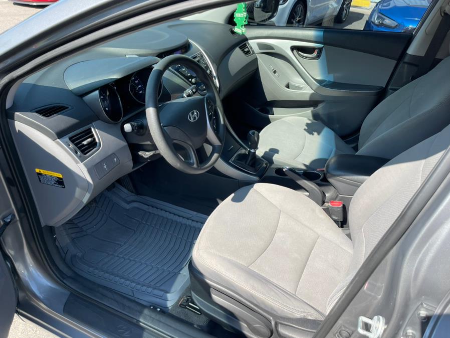 Used Hyundai Elantra 4dr Sdn Man GLS 2013 | Mike And Tony Auto Sales, Inc. South Windsor, Connecticut Used Hyundai Elantra 4dr Sdn Man GLS 2013 | Mike And Tony Auto Sales, Inc. South Windsor, Connecticut