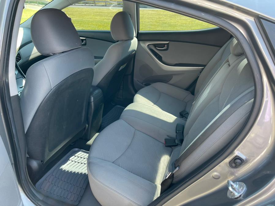 Used Hyundai Elantra 4dr Sdn Man GLS 2013 | Mike And Tony Auto Sales, Inc. South Windsor, Connecticut Used Hyundai Elantra 4dr Sdn Man GLS 2013 | Mike And Tony Auto Sales, Inc. South Windsor, Connecticut