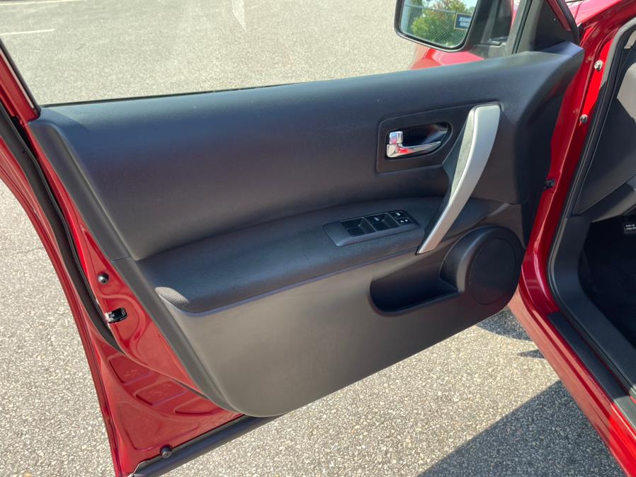 Used Nissan Rogue Select AWD 4dr S 2015 | Mike And Tony Auto Sales, Inc. South Windsor, Connecticut Used Nissan Rogue Select AWD 4dr S 2015 | Mike And Tony Auto Sales, Inc. South Windsor, Connecticut