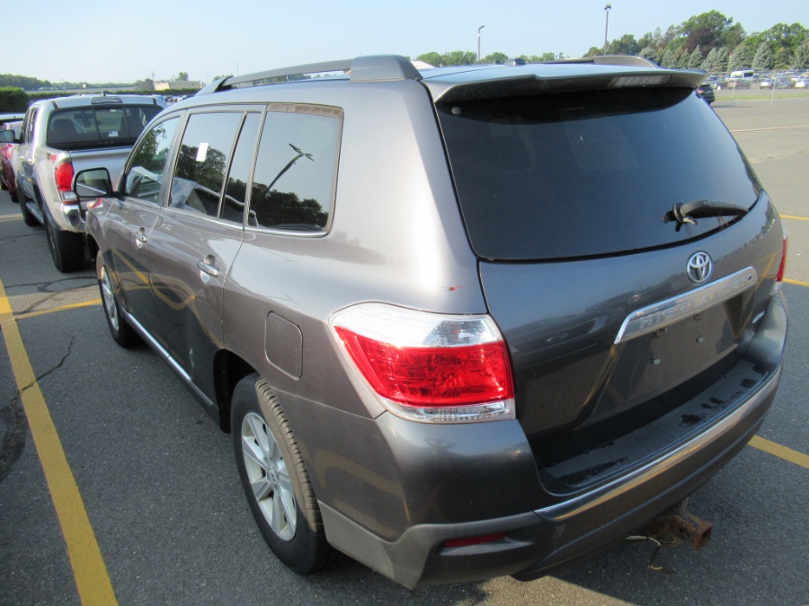 Used Toyota Highlander 4WD 4dr V6 2012 | Rubber Bros Auto World. Brooklyn, New York Used Toyota Highlander 4WD 4dr V6 2012 | Rubber Bros Auto World. Brooklyn, New York