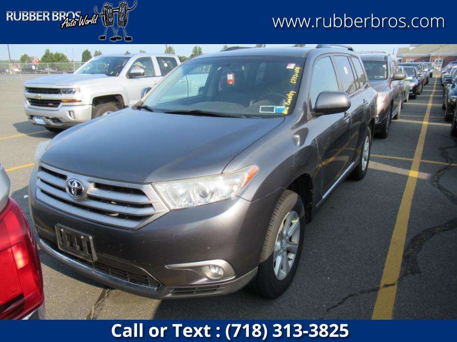 Used Toyota Highlander 4WD 4dr V6 2012 | Rubber Bros Auto World. Brooklyn, New York Used Toyota Highlander 4WD 4dr V6 2012 | Rubber Bros Auto World. Brooklyn, New York