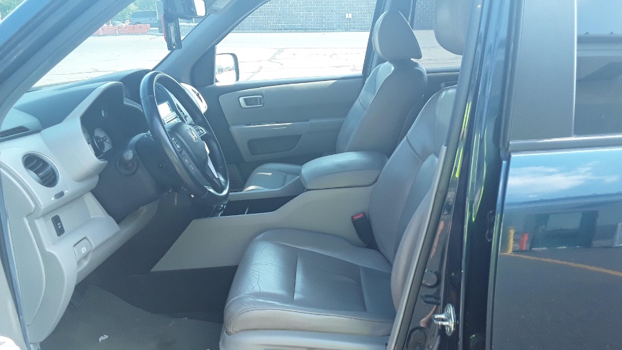 Used Honda Pilot 4WD 4dr EX-L w/Navi 2011 | Rubber Bros Auto World. Brooklyn, New York Used Honda Pilot 4WD 4dr EX-L w/Navi 2011 | Rubber Bros Auto World. Brooklyn, New York