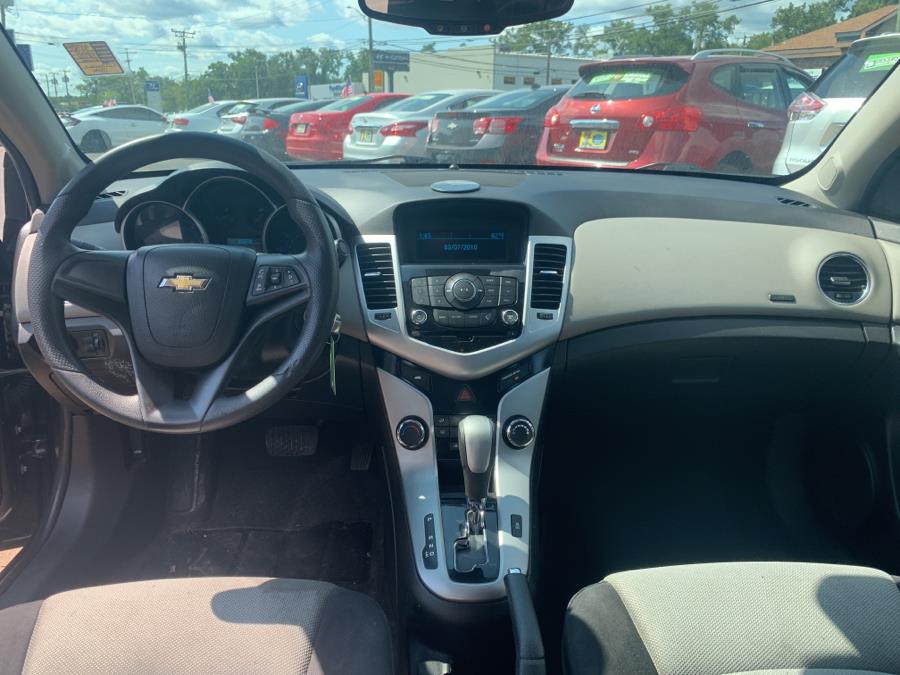 2015 Chevrolet Cruze 4dr Sdn Auto LS, available for sale in Vernon, Connecticut | TD Automotive Enterprises LLC DBA Diamond Auto Cars. Vernon, Connecticut 2015 Chevrolet Cruze 4dr Sdn Auto LS, available for sale in Vernon, Connecticut | TD Automotive Enterprises LLC DBA Diamond Auto Cars. Vernon, Connecticut