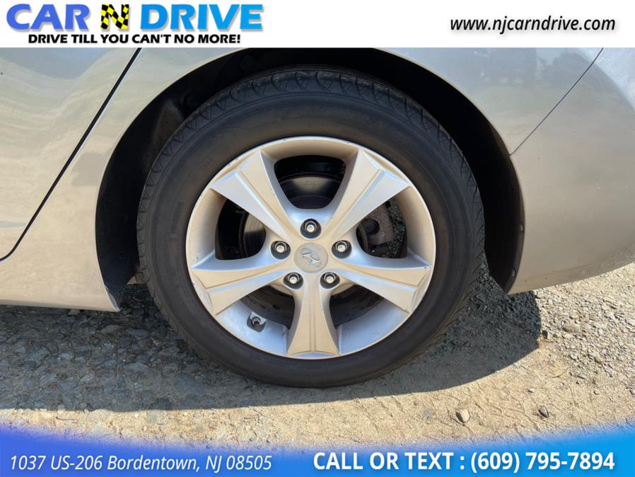 Used Hyundai Elantra SE 6MT 2016 | Car N Drive. Bordentown, New Jersey Used Hyundai Elantra SE 6MT 2016 | Car N Drive. Bordentown, New Jersey