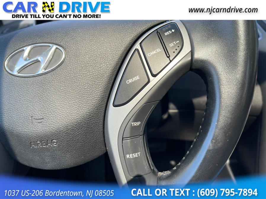 Used Hyundai Elantra SE 6MT 2016 | Car N Drive. Bordentown, New Jersey Used Hyundai Elantra SE 6MT 2016 | Car N Drive. Bordentown, New Jersey