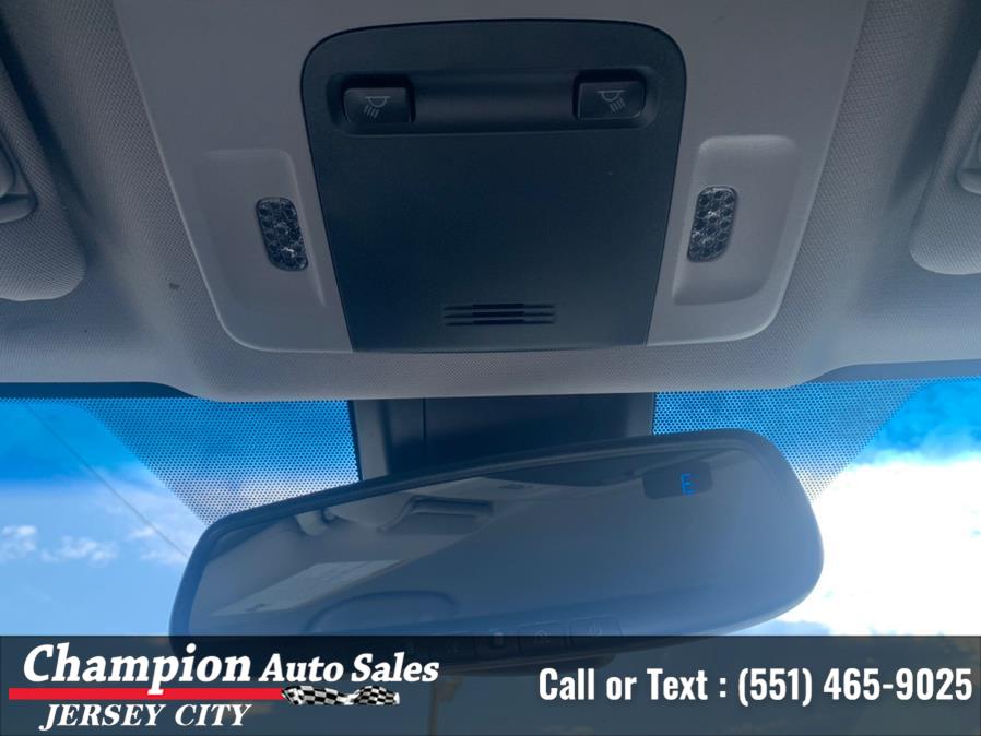 Used Toyota Camry SE Auto (Natl) 2018 | Champion Auto Sales of JC. Jersey City, New Jersey Used Toyota Camry SE Auto (Natl) 2018 | Champion Auto Sales of JC. Jersey City, New Jersey