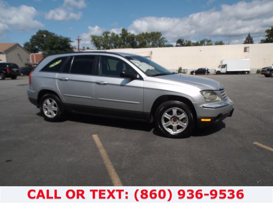Used Chrysler Pacifica 4dr Wgn Touring FWD 2005 | Lee Motors Sales Inc. Hartford, Connecticut Used Chrysler Pacifica 4dr Wgn Touring FWD 2005 | Lee Motors Sales Inc. Hartford, Connecticut