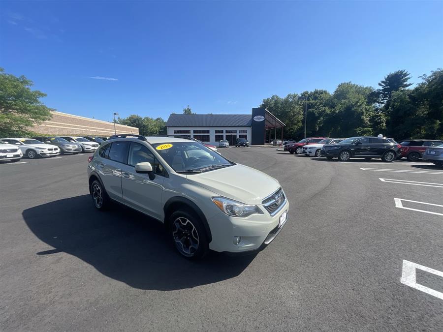 2014 Subaru XV Crosstrek 5dr Auto 2.0i Premium, available for sale in Stratford, Connecticut | Wiz Leasing Inc. Stratford, Connecticut