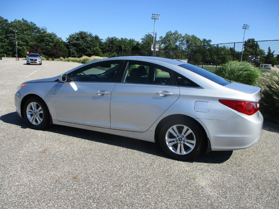 2013 Hyundai Sonata 4dr Sdn 2.4L Auto GLS PZEV, available for sale in Massapequa, New York | South Shore Auto Brokers & Sales. Massapequa, New York 2013 Hyundai Sonata 4dr Sdn 2.4L Auto GLS PZEV, available for sale in Massapequa, New York | South Shore Auto Brokers & Sales. Massapequa, New York