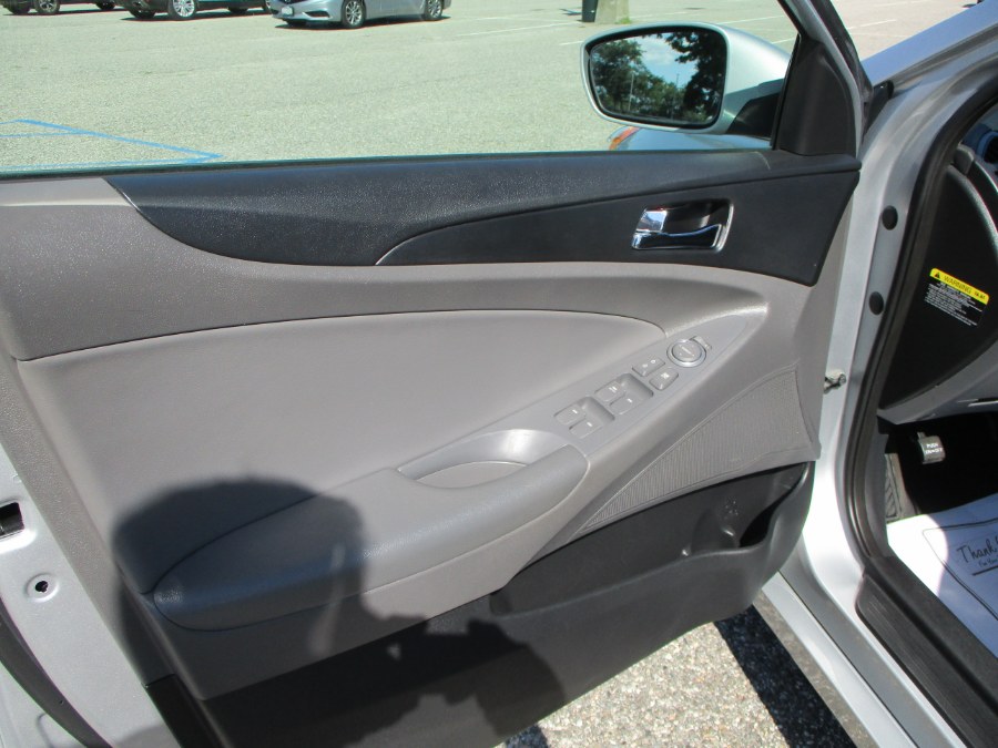 2013 Hyundai Sonata 4dr Sdn 2.4L Auto GLS PZEV, available for sale in Massapequa, New York | South Shore Auto Brokers & Sales. Massapequa, New York 2013 Hyundai Sonata 4dr Sdn 2.4L Auto GLS PZEV, available for sale in Massapequa, New York | South Shore Auto Brokers & Sales. Massapequa, New York