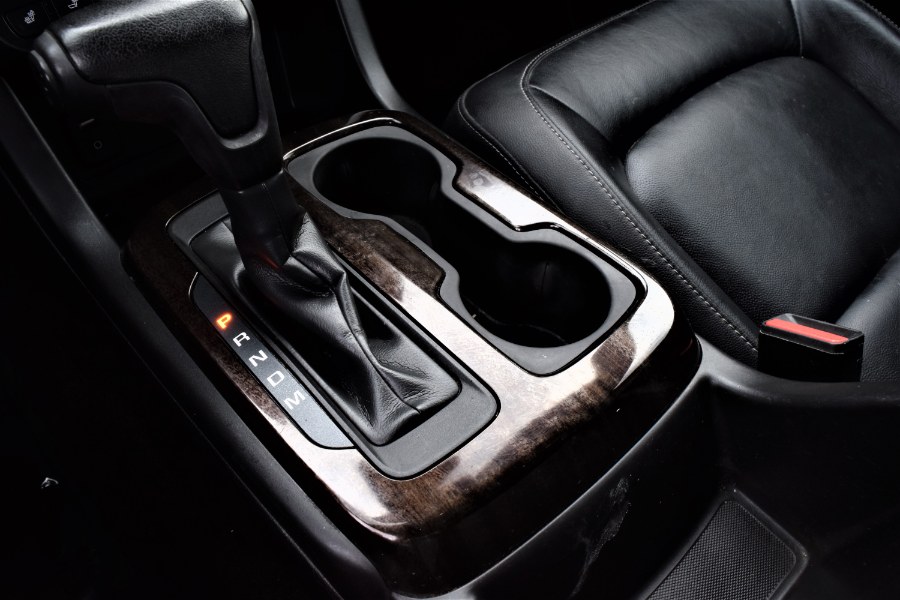 2015 GMC Canyon 2WD Crew Cab 128.3" SLT, available for sale in Winter Park, Florida | Rahib Motors. Winter Park, Florida 2015 GMC Canyon 2WD Crew Cab 128.3" SLT, available for sale in Winter Park, Florida | Rahib Motors. Winter Park, Florida