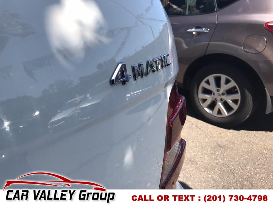 Used Mercedes-Benz M-Class 4MATIC 4dr ML350 2011 | Car Valley Group. Jersey City, New Jersey Used Mercedes-Benz M-Class 4MATIC 4dr ML350 2011 | Car Valley Group. Jersey City, New Jersey