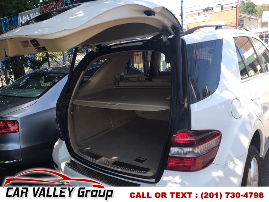 Used Mercedes-Benz M-Class 4MATIC 4dr ML350 2011 | Car Valley Group. Jersey City, New Jersey Used Mercedes-Benz M-Class 4MATIC 4dr ML350 2011 | Car Valley Group. Jersey City, New Jersey