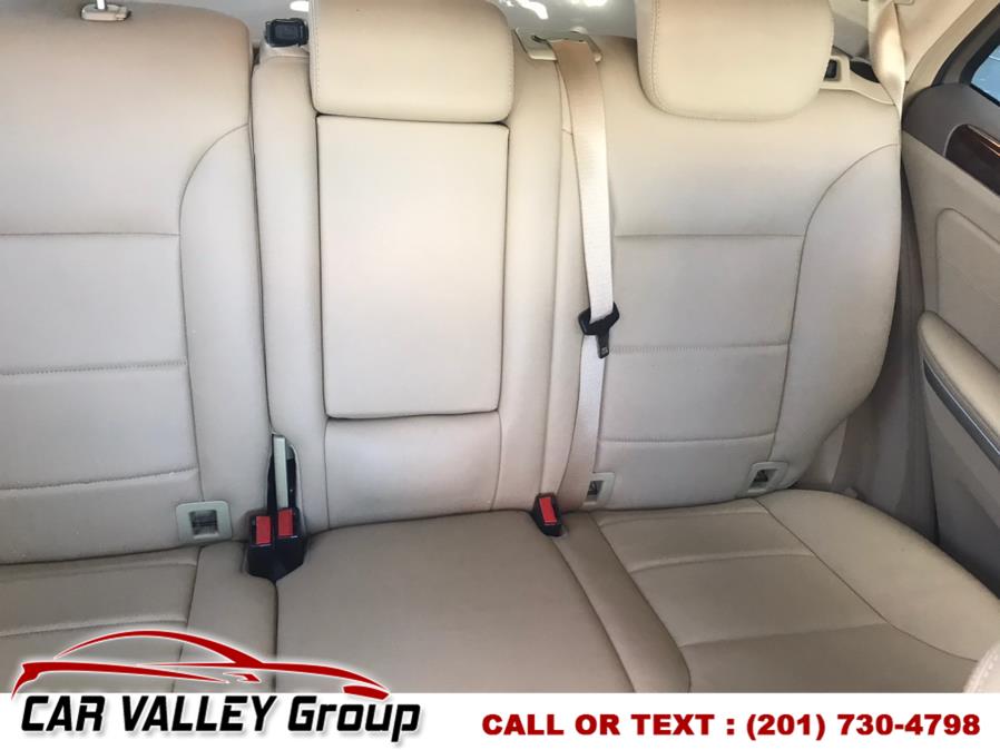 Used Mercedes-Benz M-Class 4MATIC 4dr ML350 2011 | Car Valley Group. Jersey City, New Jersey Used Mercedes-Benz M-Class 4MATIC 4dr ML350 2011 | Car Valley Group. Jersey City, New Jersey