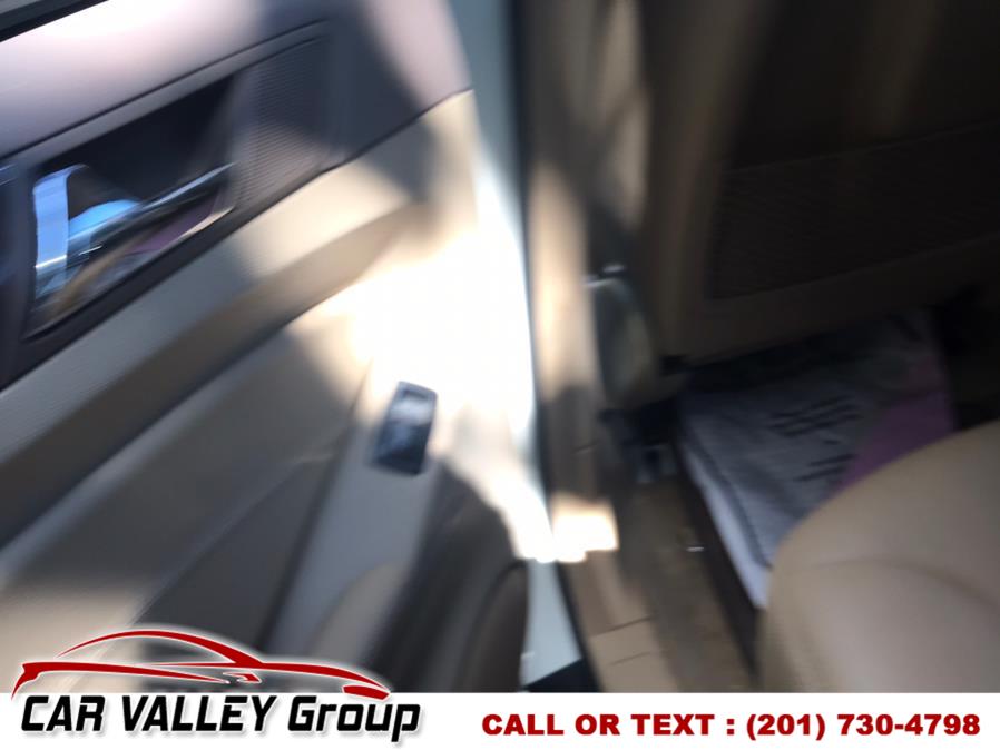 Used Mercedes-Benz M-Class 4MATIC 4dr ML350 2011 | Car Valley Group. Jersey City, New Jersey Used Mercedes-Benz M-Class 4MATIC 4dr ML350 2011 | Car Valley Group. Jersey City, New Jersey
