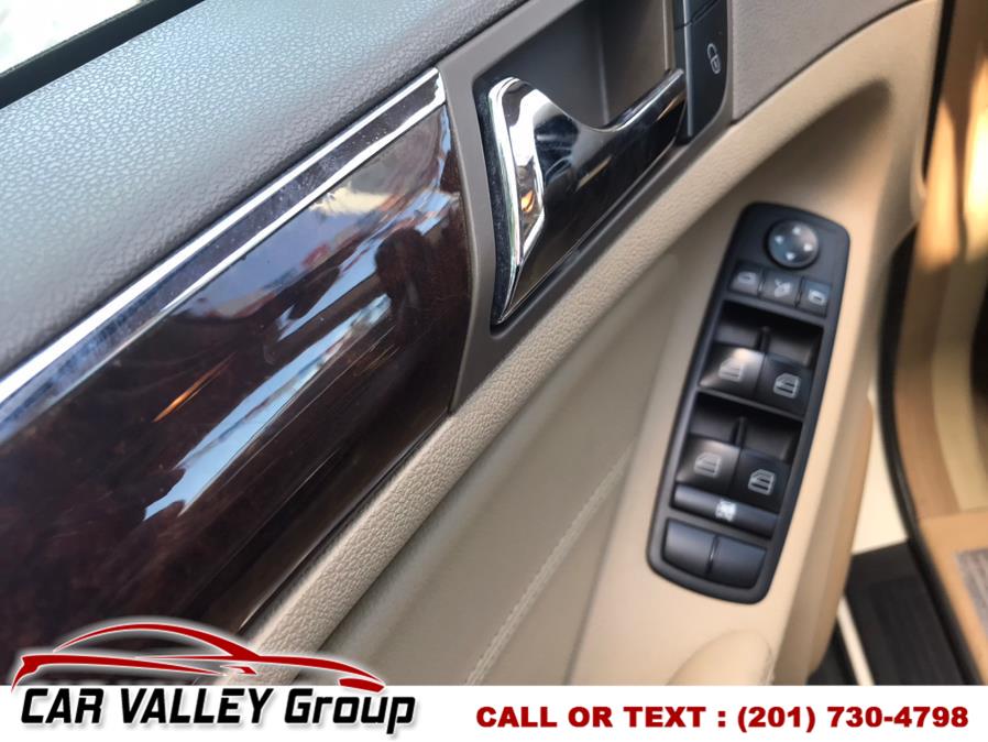 Used Mercedes-Benz M-Class 4MATIC 4dr ML350 2011 | Car Valley Group. Jersey City, New Jersey Used Mercedes-Benz M-Class 4MATIC 4dr ML350 2011 | Car Valley Group. Jersey City, New Jersey