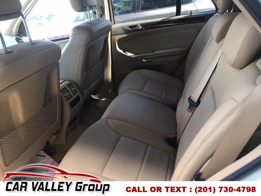 Used Mercedes-Benz M-Class 4MATIC 4dr ML350 2011 | Car Valley Group. Jersey City, New Jersey Used Mercedes-Benz M-Class 4MATIC 4dr ML350 2011 | Car Valley Group. Jersey City, New Jersey