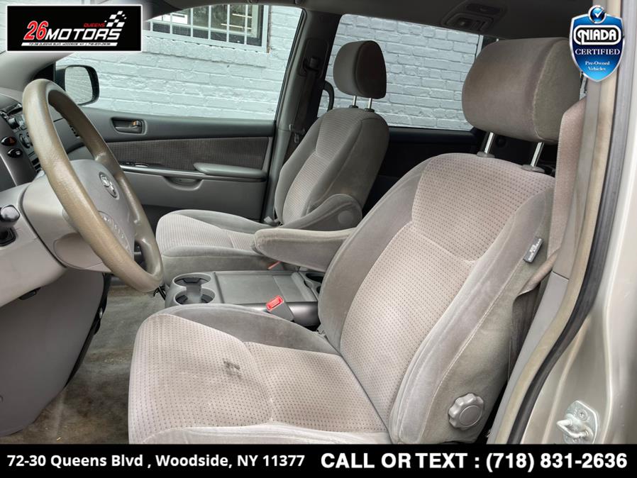 Used Toyota Sienna 5dr LE FWD 7-Passenger 2006 | 26 Motors Queens. Woodside, New York Used Toyota Sienna 5dr LE FWD 7-Passenger 2006 | 26 Motors Queens. Woodside, New York