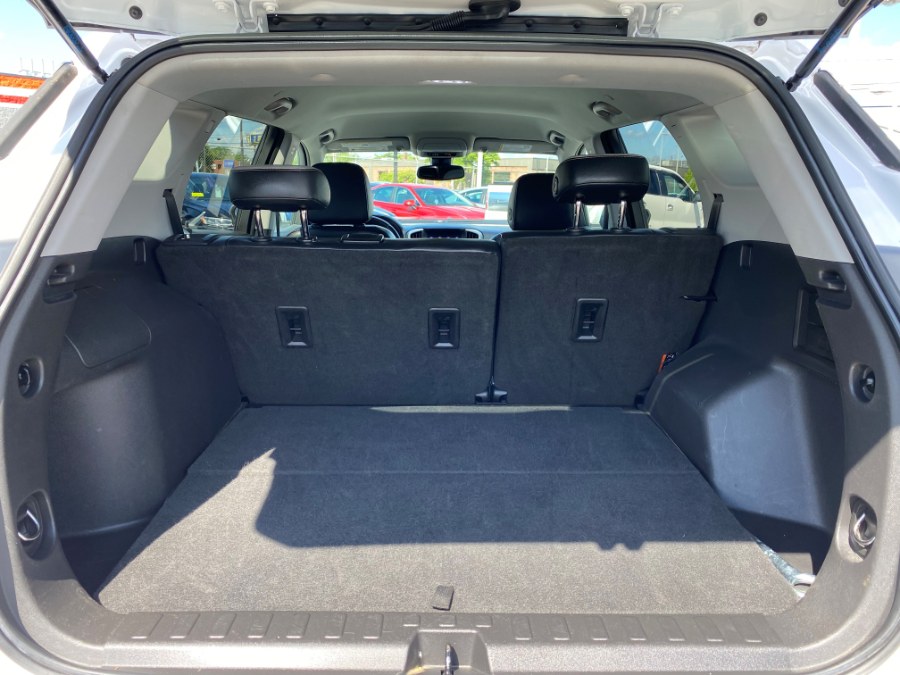 Used GMC Terrain FWD 4dr SLT 2020 | Inman Motors Sales. Medford, Massachusetts Used GMC Terrain FWD 4dr SLT 2020 | Inman Motors Sales. Medford, Massachusetts