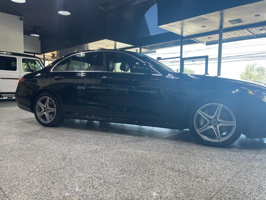 Used Mercedes-Benz E-Class E 300 4MATIC Sedan 2018 | Dream Car Gallery. Woodbury, New York Used Mercedes-Benz E-Class E 300 4MATIC Sedan 2018 | Dream Car Gallery. Woodbury, New York