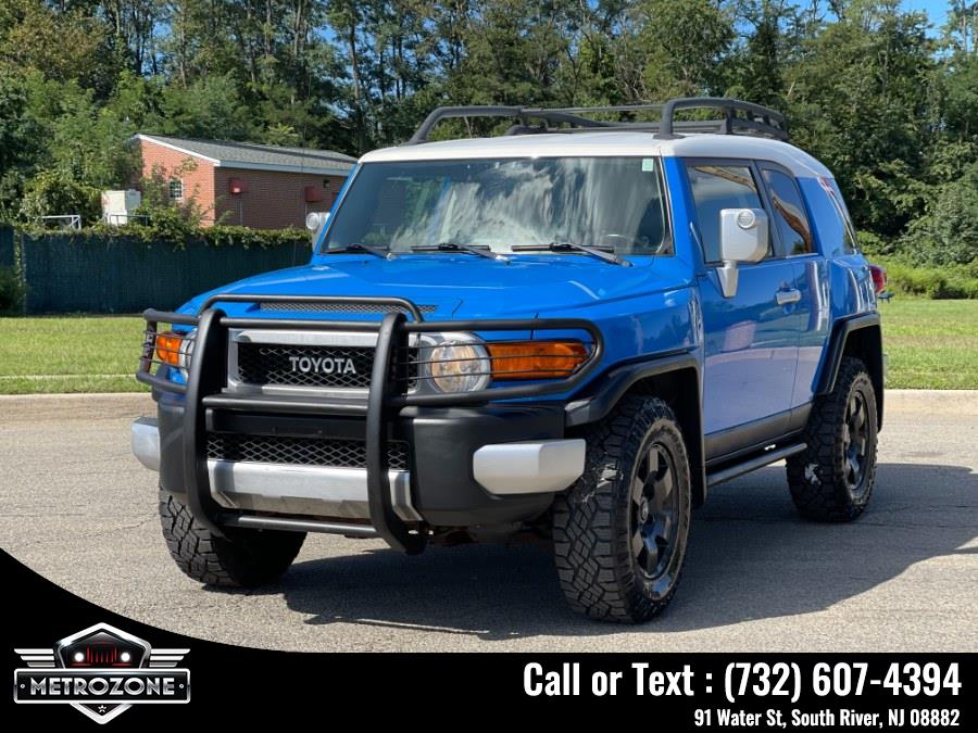 2007 Toyota FJ Cruiser 4WD 4dr Manual Transmission, available for sale in South River, New Jersey | Metrozone Motor Group. South River, New Jersey