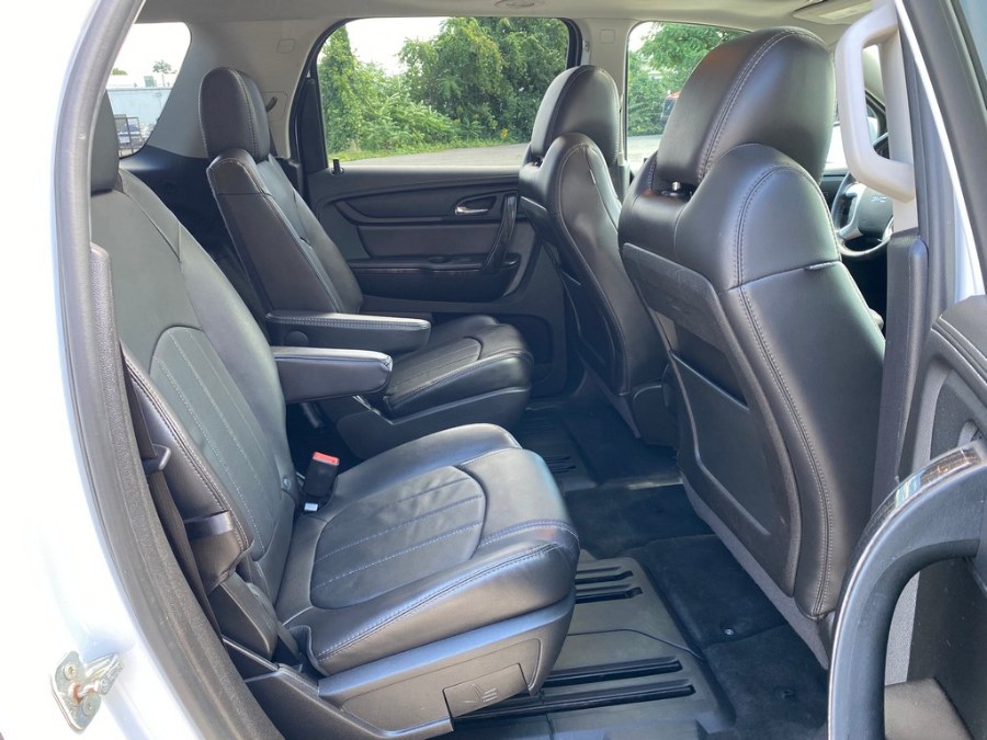Used GMC Acadia Limited AWD 4dr Limited 2017 | Union Street Auto Sales. West Springfield, Massachusetts Used GMC Acadia Limited AWD 4dr Limited 2017 | Union Street Auto Sales. West Springfield, Massachusetts