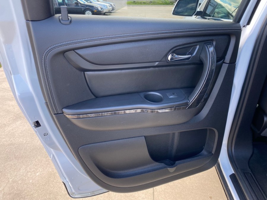 Used GMC Acadia Limited AWD 4dr Limited 2017 | Union Street Auto Sales. West Springfield, Massachusetts Used GMC Acadia Limited AWD 4dr Limited 2017 | Union Street Auto Sales. West Springfield, Massachusetts