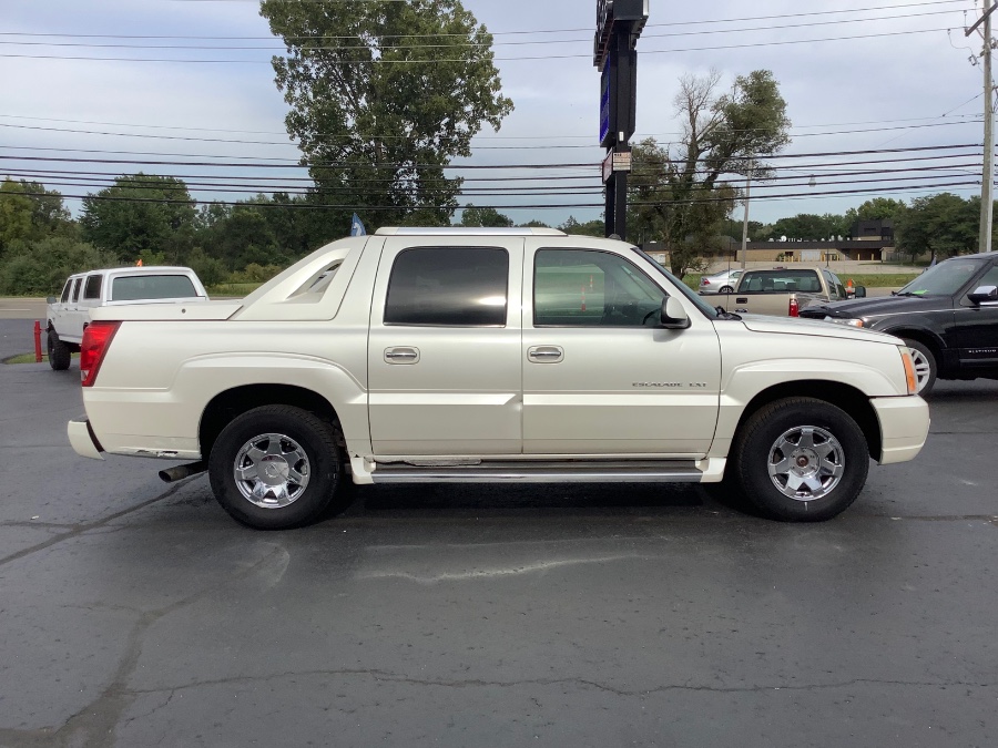 Used Cadillac Escalade EXT 4dr AWD 2005 | Marsh Auto Sales LLC. Ortonville, Michigan Used Cadillac Escalade EXT 4dr AWD 2005 | Marsh Auto Sales LLC. Ortonville, Michigan