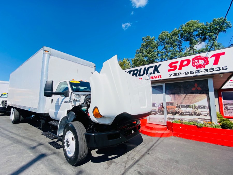 2015 Ford Super Duty F-750 Straight Frame 26 FEET DRY BOX + CUMMINS ENGINE + RAMP + NO CDL, available for sale in South Amboy, New Jersey | NJ Truck Spot. South Amboy, New Jersey 2015 Ford Super Duty F-750 Straight Frame 26 FEET DRY BOX + CUMMINS ENGINE + RAMP + NO CDL, available for sale in South Amboy, New Jersey | NJ Truck Spot. South Amboy, New Jersey