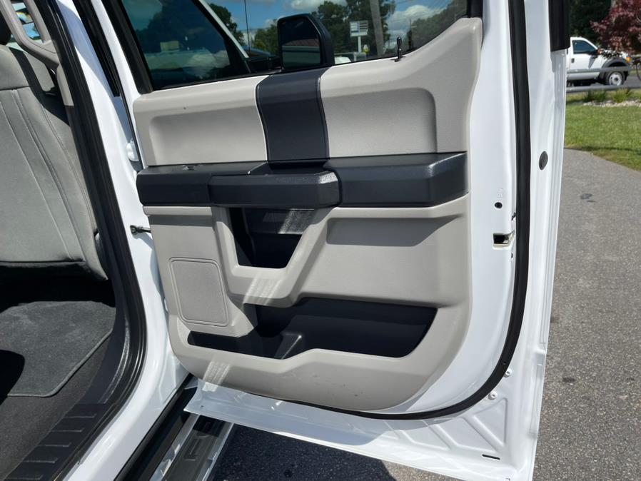 Used Ford Super Duty F-250 SRW XLT 4WD Crew Cab 6.75'' Box 2021 | Mike And Tony Auto Sales, Inc. South Windsor, Connecticut Used Ford Super Duty F-250 SRW XLT 4WD Crew Cab 6.75'' Box 2021 | Mike And Tony Auto Sales, Inc. South Windsor, Connecticut