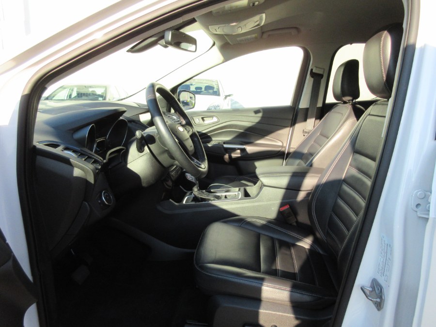 2019 Ford Escape Titanium 4WD, available for sale in Linden, New Jersey | Route 27 Auto Mall. Linden, New Jersey 2019 Ford Escape Titanium 4WD, available for sale in Linden, New Jersey | Route 27 Auto Mall. Linden, New Jersey