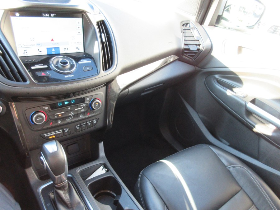 2019 Ford Escape Titanium 4WD, available for sale in Linden, New Jersey | Route 27 Auto Mall. Linden, New Jersey 2019 Ford Escape Titanium 4WD, available for sale in Linden, New Jersey | Route 27 Auto Mall. Linden, New Jersey