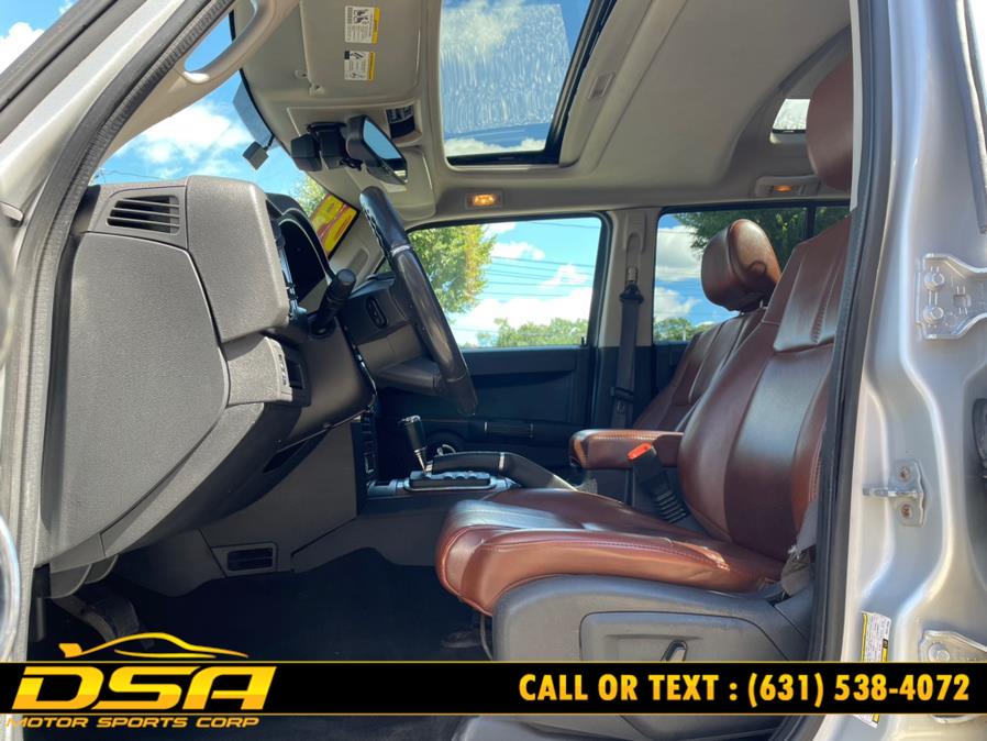 2009 Jeep Commander 4WD 4dr Limited, available for sale in Commack, New York | DSA Motor Sports Corp. Commack, New York 2009 Jeep Commander 4WD 4dr Limited, available for sale in Commack, New York | DSA Motor Sports Corp. Commack, New York