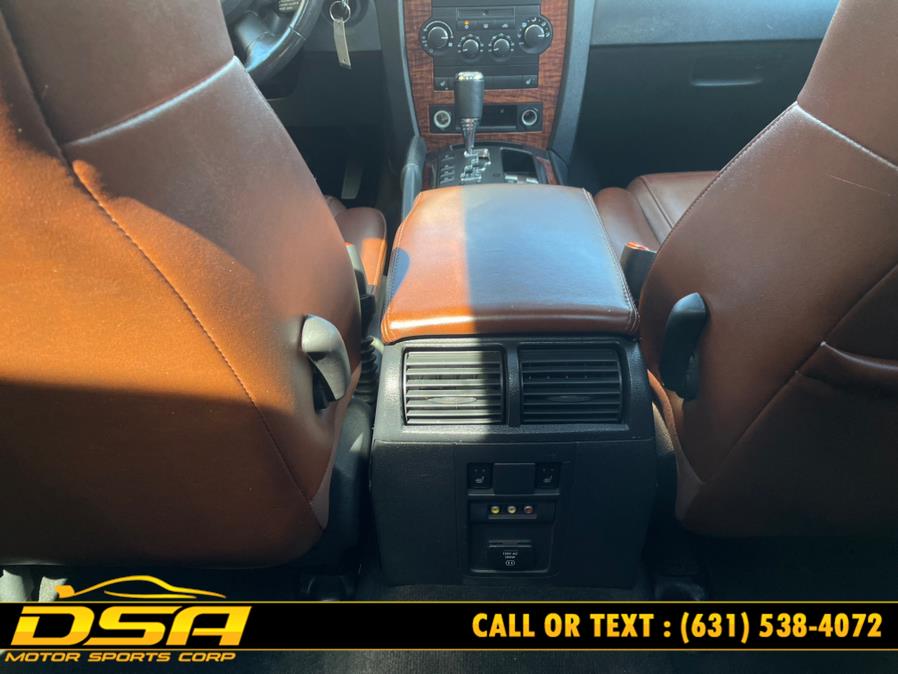 2009 Jeep Commander 4WD 4dr Limited, available for sale in Commack, New York | DSA Motor Sports Corp. Commack, New York 2009 Jeep Commander 4WD 4dr Limited, available for sale in Commack, New York | DSA Motor Sports Corp. Commack, New York