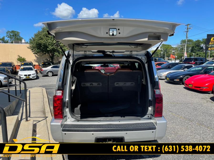 2009 Jeep Commander 4WD 4dr Limited, available for sale in Commack, New York | DSA Motor Sports Corp. Commack, New York 2009 Jeep Commander 4WD 4dr Limited, available for sale in Commack, New York | DSA Motor Sports Corp. Commack, New York