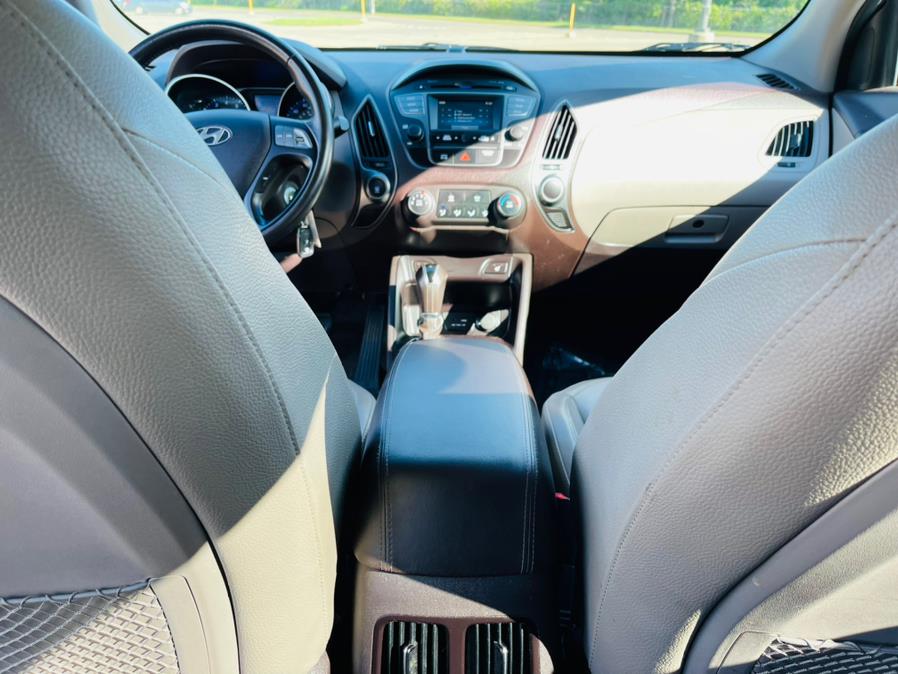 2015 Hyundai Tucson AWD 4dr SE, available for sale in New Britain, Connecticut | Supreme Automotive. New Britain, Connecticut 2015 Hyundai Tucson AWD 4dr SE, available for sale in New Britain, Connecticut | Supreme Automotive. New Britain, Connecticut