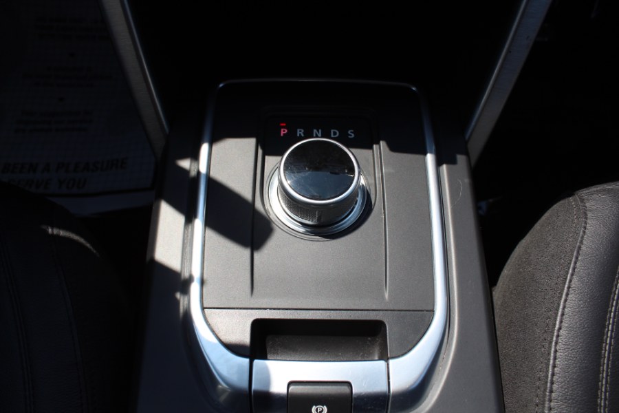 2016 Land Rover Discovery Sport AWD 4dr SE, available for sale in Great Neck, New York | Great Neck Car Buyers & Sellers. Great Neck, New York 2016 Land Rover Discovery Sport AWD 4dr SE, available for sale in Great Neck, New York | Great Neck Car Buyers & Sellers. Great Neck, New York