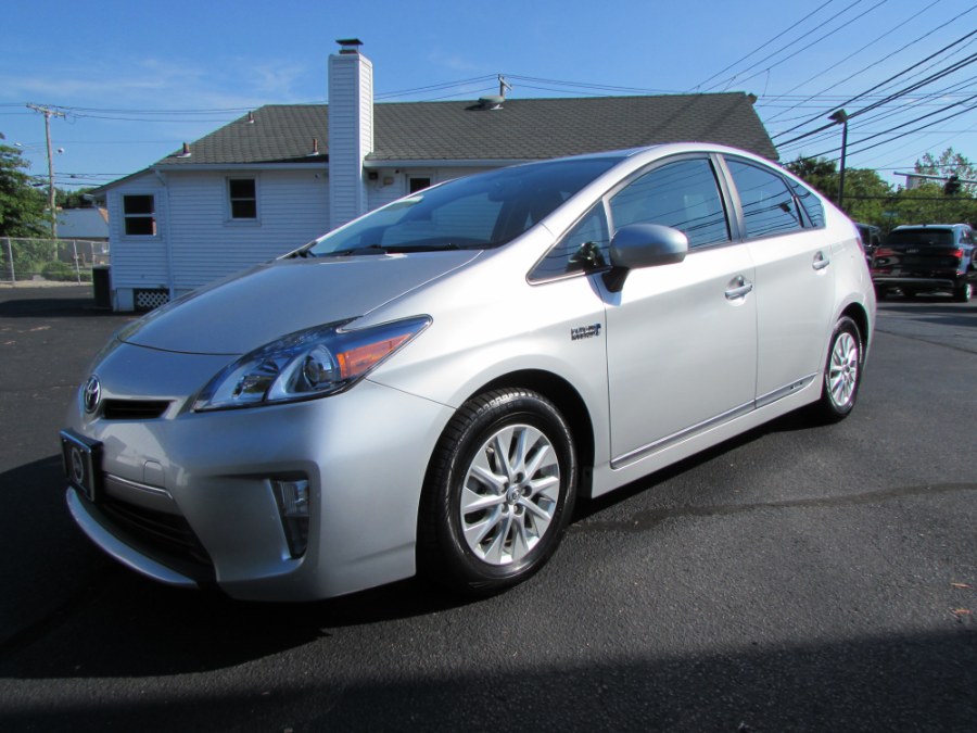 2014 Toyota Prius Plug-In 5dr HB Advanced (Natl), available for sale in Milford, Connecticut | Chip's Auto Sales Inc. Milford, Connecticut 2014 Toyota Prius Plug-In 5dr HB Advanced (Natl), available for sale in Milford, Connecticut | Chip's Auto Sales Inc. Milford, Connecticut